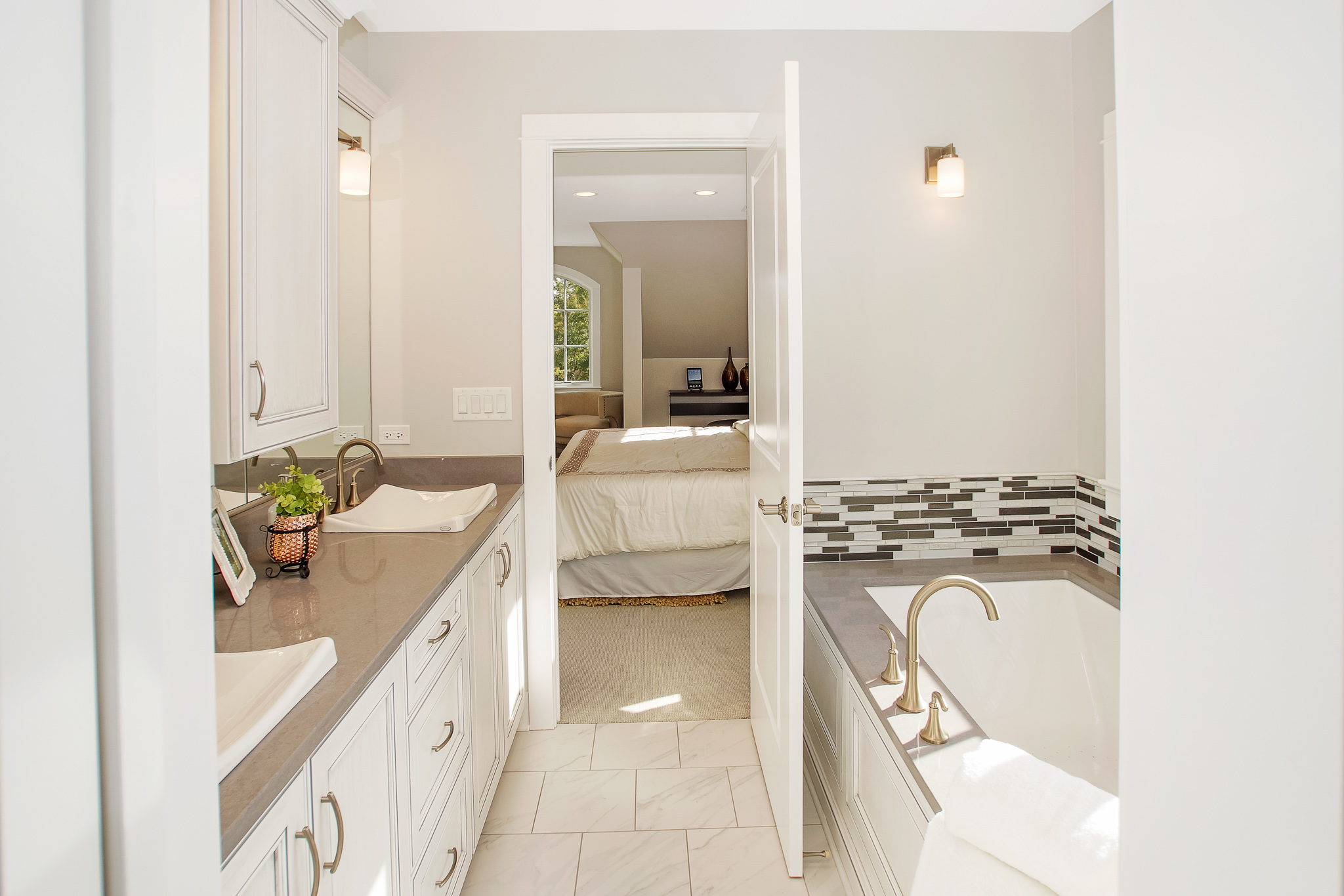 luxury interior design for bathrooms